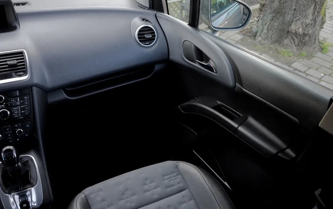 Opel Meriva cena 21900 przebieg: 169883, rok produkcji 2010 z Knurów małe 742